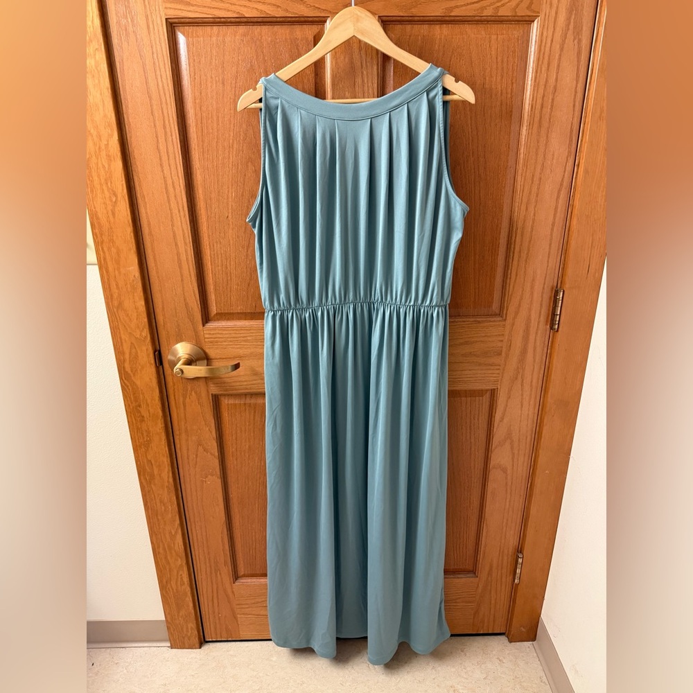 Sleeveless high neck sage green dress